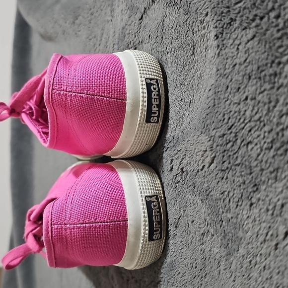 Superga Women's 2750 Cotu Classic Sneakers Pink Fuchsia Tennis Shoes Size 9.5 - Picture 3 of 7